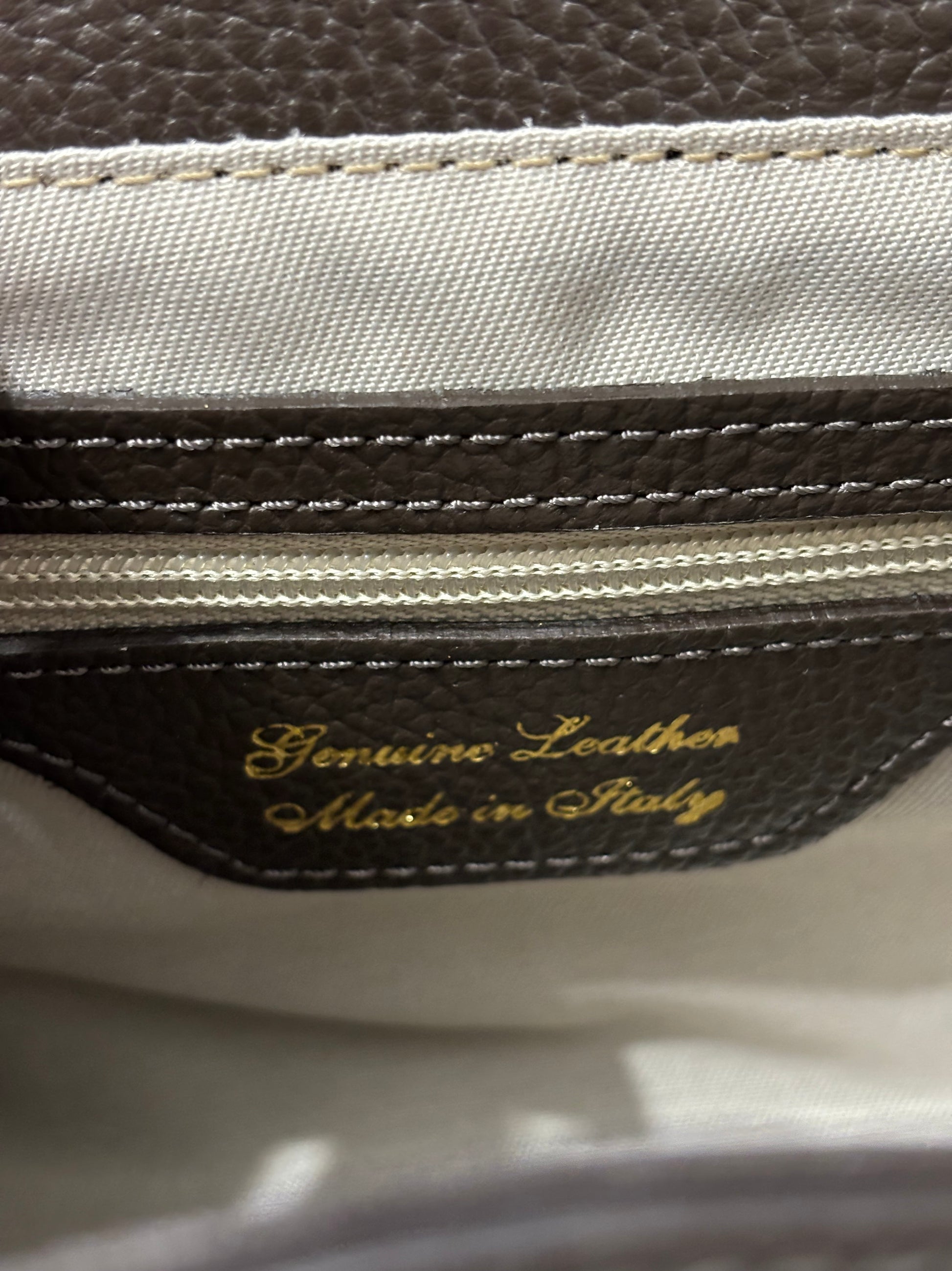Etichetta Genuine Leather Made in Italy – Florence Bag MICHITA vera pelle artigianale