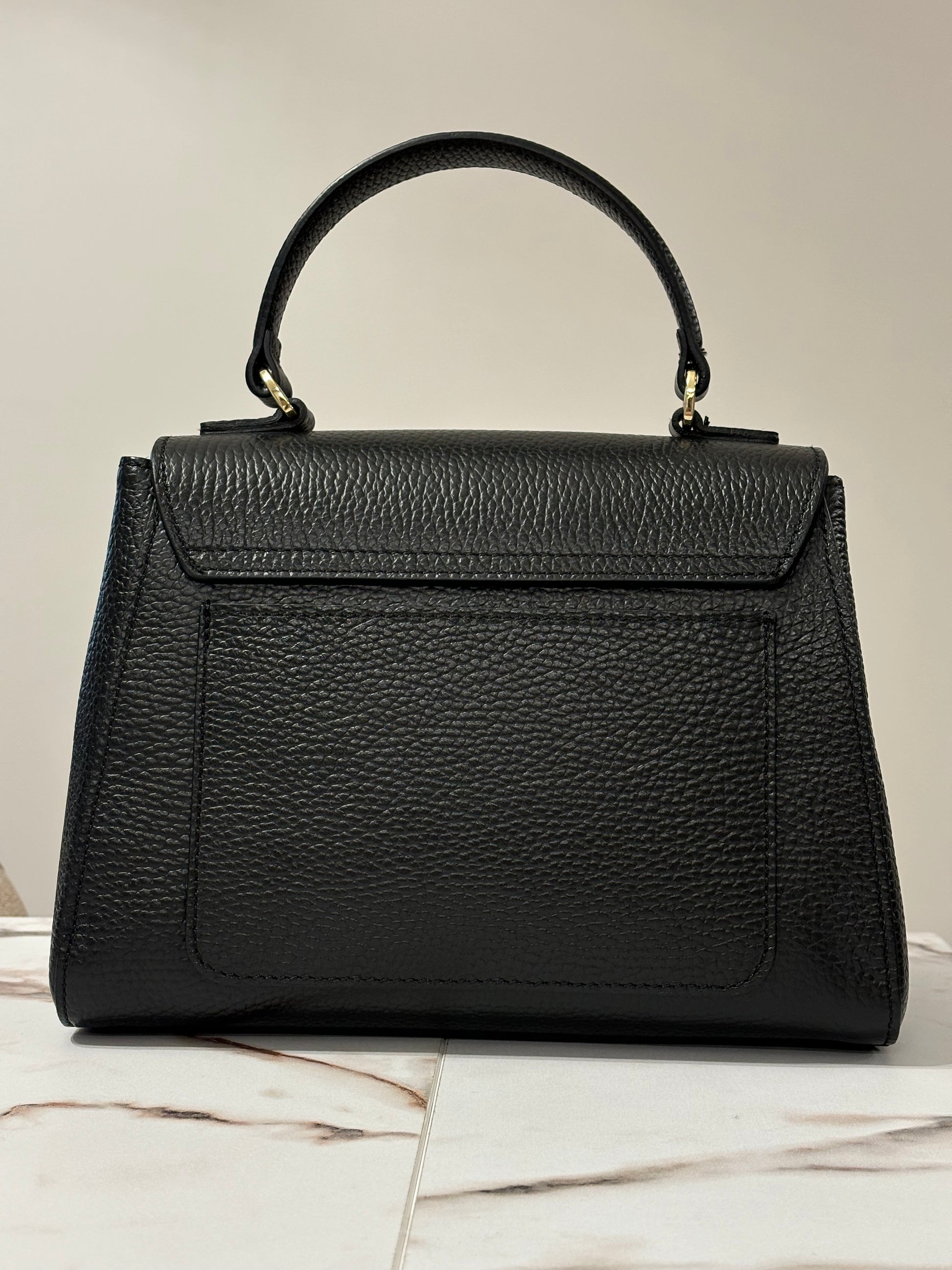 Florence Bag nera con tasca strategica 