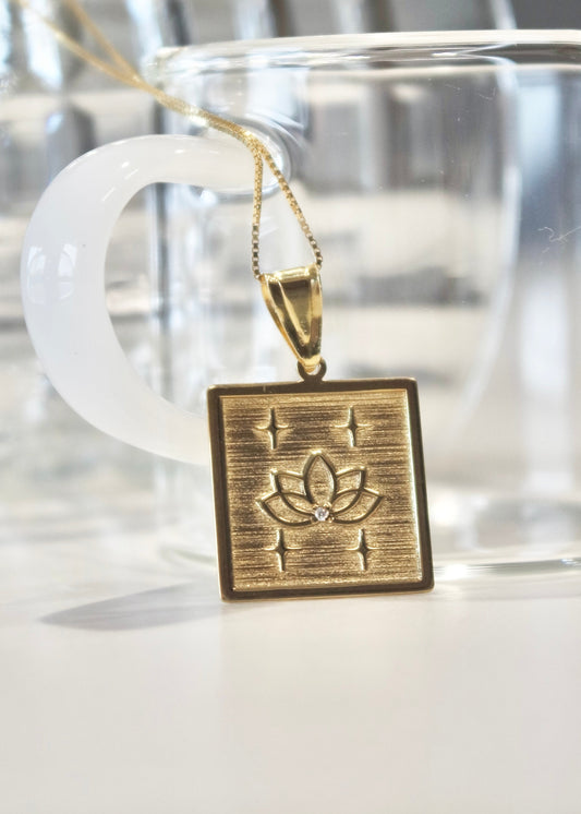 Collana Ninfea placcata oro michita