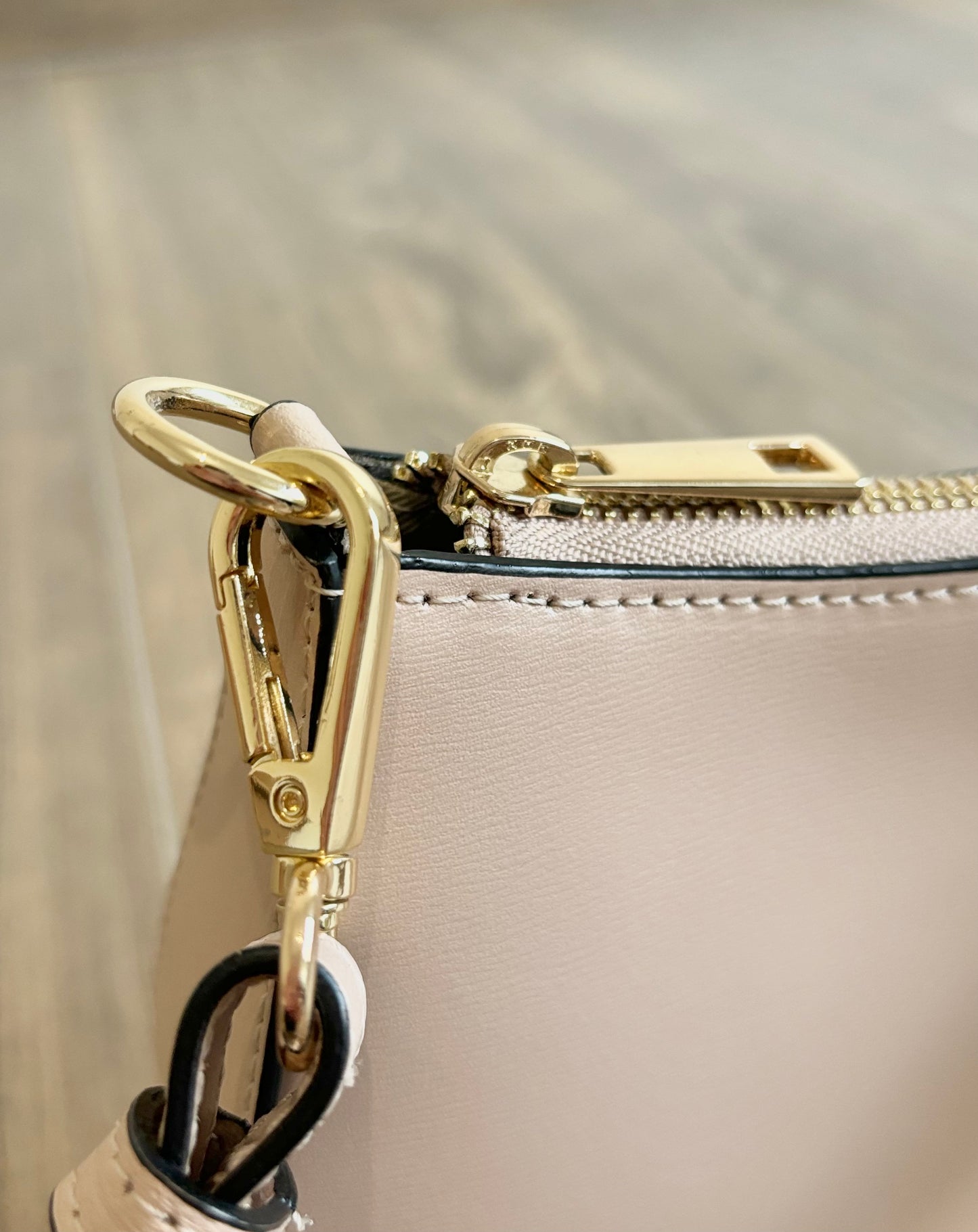 hardware oro michita bag cipria